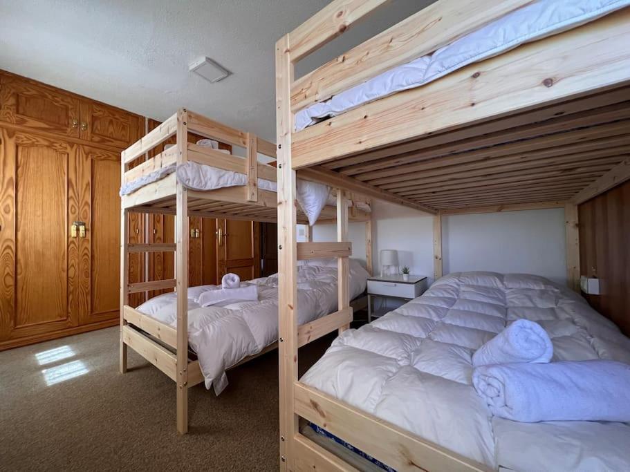 Apartamento, Ideal Grupos, Aparcamiento En La Puerta Y Con Impresionantes Vistas * Sierra Nevada