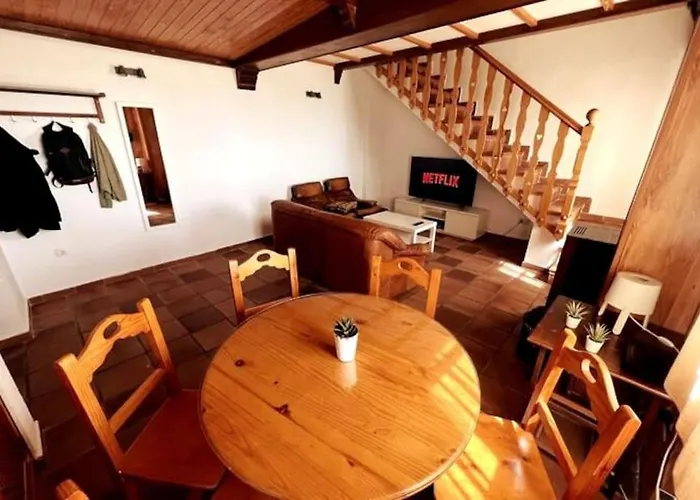 Sierra Nevada Apartamento, Ideal Para Grupos, Aparcamiento En La Puerta Y Con Impresionantes Vistas