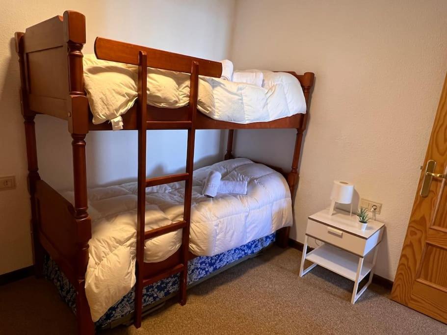 Apartamento, Ideal Grupos, Aparcamiento En La Puerta Y Con Impresionantes Vistas *