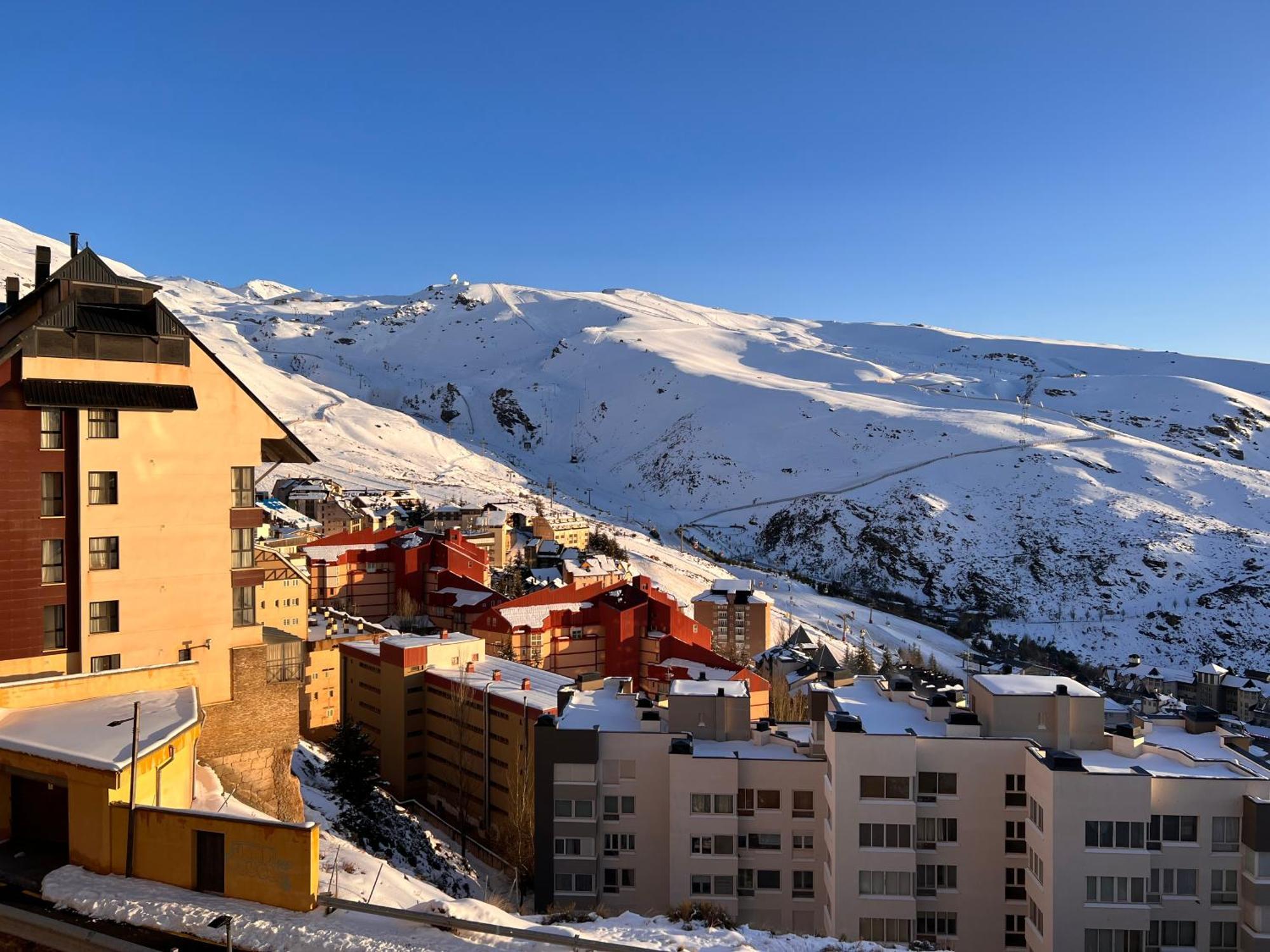 Apartamento, Ideal Grupos, Aparcamiento En La Puerta Y Con Impresionantes Vistas Appartement Sierra Nevada